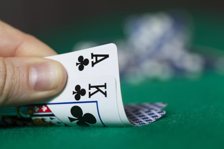 Nắm chắc những quy luật của bàn đấu Blackjack online - Hình 1