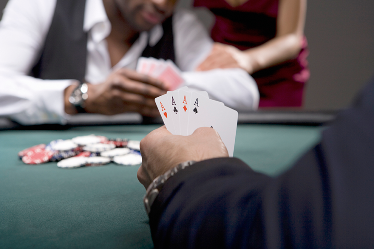 Sòng casino chuyên nghiệp với Poker online - Hình 1