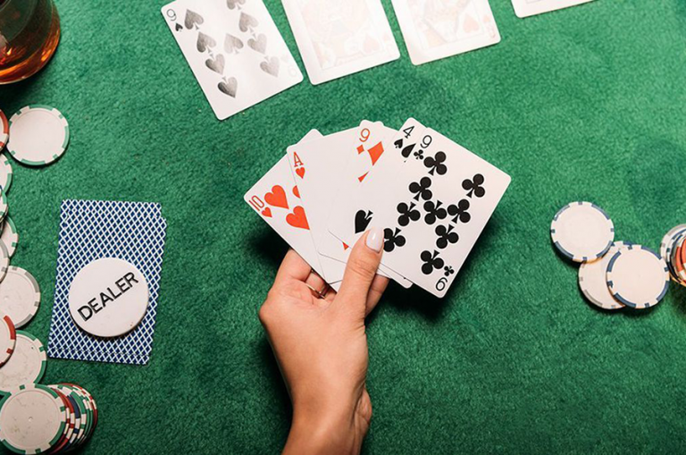 Học chơi Poker cơ bản, kiếm tiền đơn giản