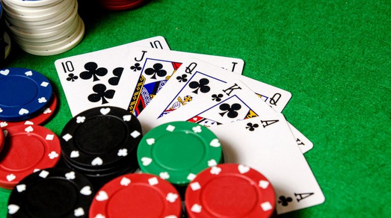 Những mẹo giúp bạn trở thành người chơi giỏi trong game Poker