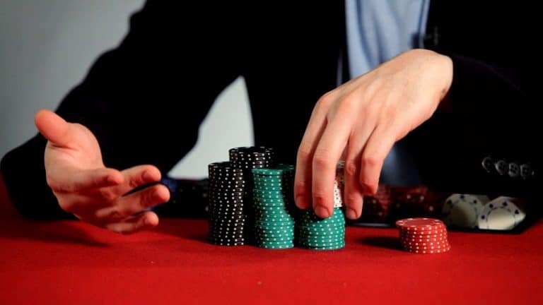 Tựa game được nhiều người chơi nhất trên thế giới: Game bài cá cược Poker