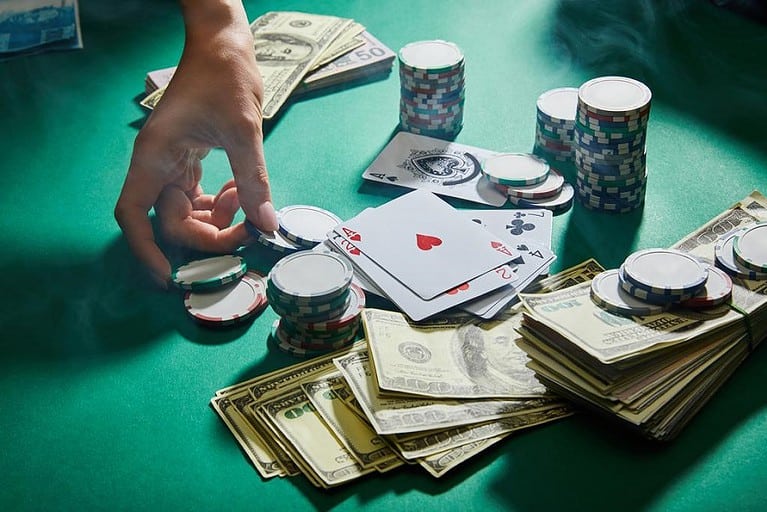 4 chiến thuật khi chơi Poker bạn sử dụng thành thạo sẽ mang hiệu quả cao