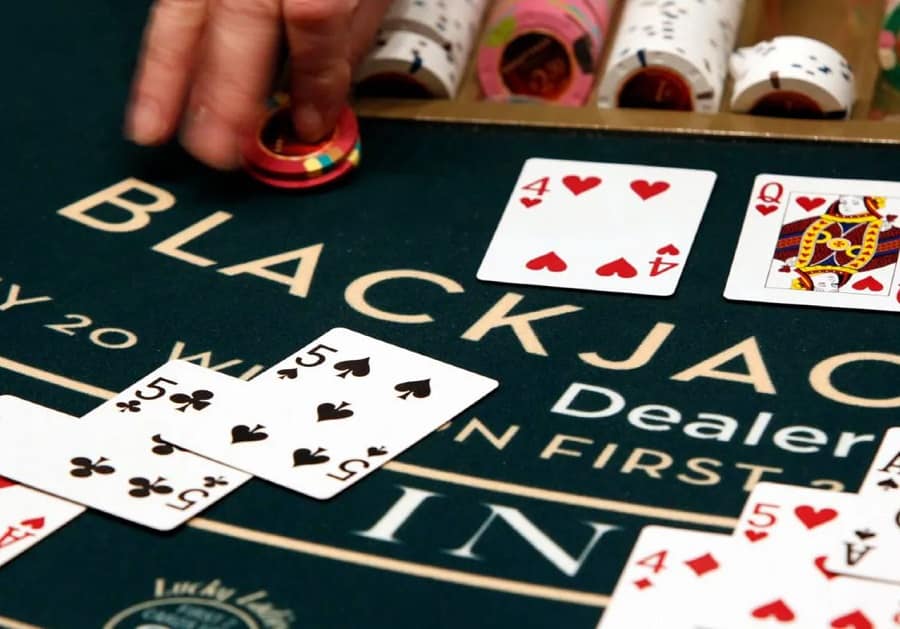 Blackjack - 3 phương pháp để chơi bài Xì dách không phải ai cũng biết
