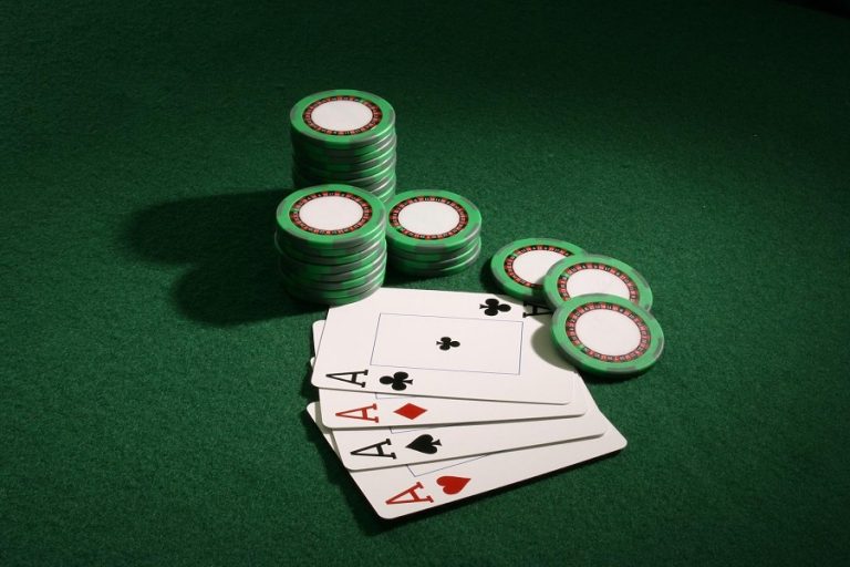 Khám phá một số kinh nghiệm giúp bạn chơi Poker xuất sắc hơn
