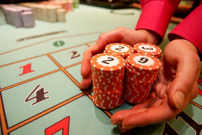 Khám phá những thủ thuật chơi Roulette dễ thắng để kiếm về khoản lợi nhuận lớn