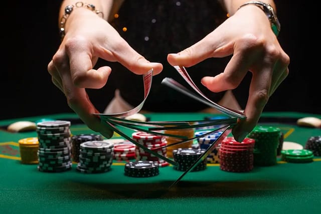Chơi Poker với những kinh nghiệm đánh bài nâng cao để chiến thắng