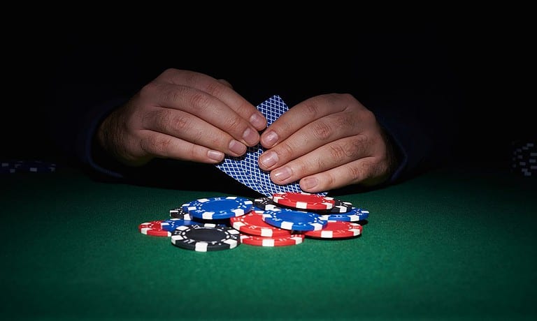 Những kỹ thuật đánh bài Poker mang đến cơ hội kiếm lợi nhuận cực lớn