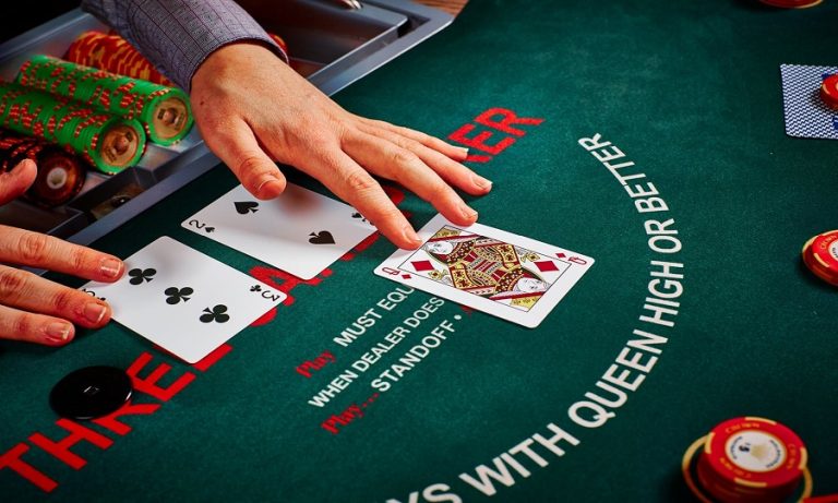 Chỉ ra những kỹ thuật cần có trong Poker để cải thiện lợi thế thắng cược